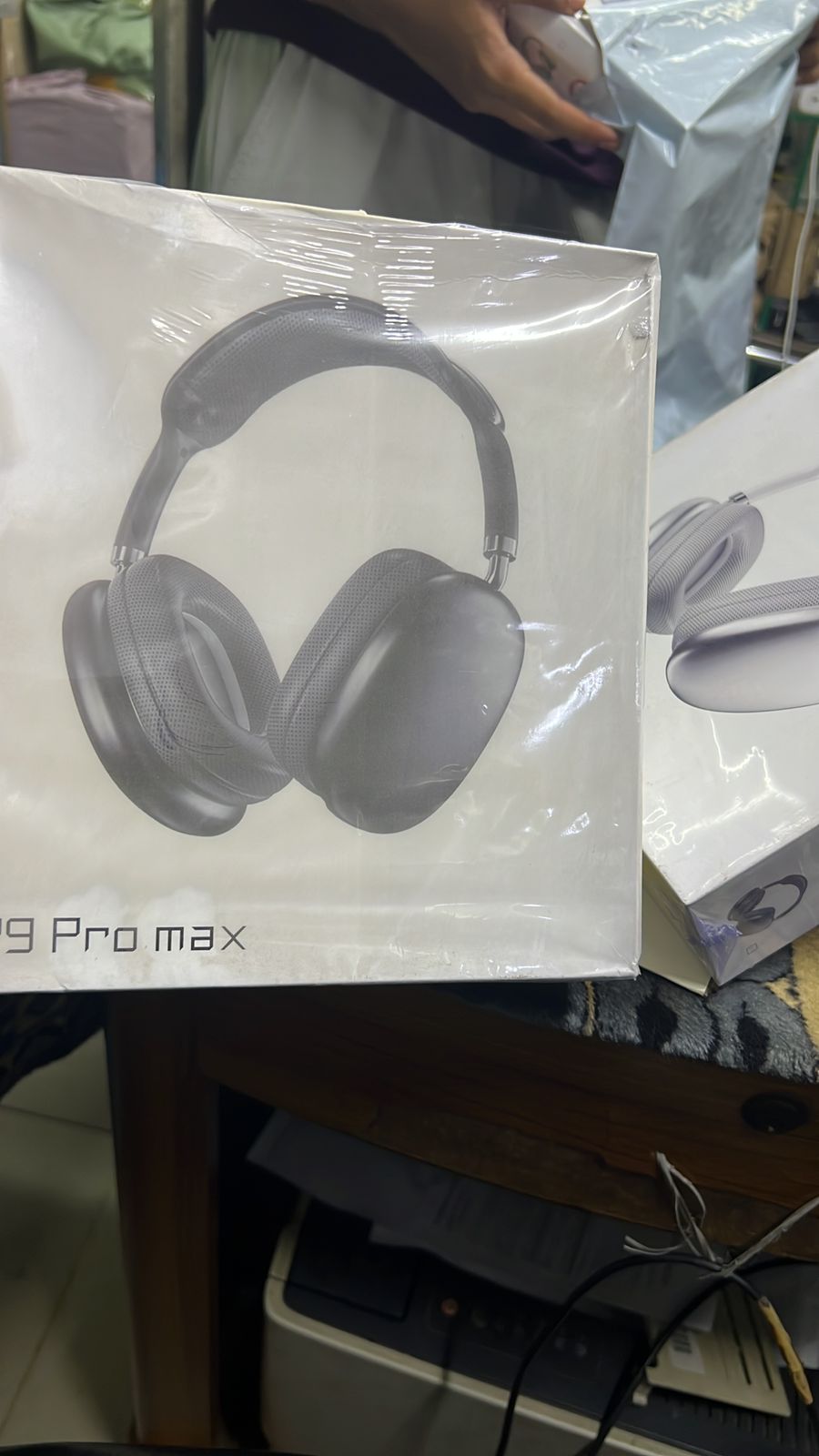 P9 Wireless Headphones | Bluetooth Over-Ear | High Bass & Clear Sound | Foldable & Portable | Noise Reduction - P9 China (Random Colour)